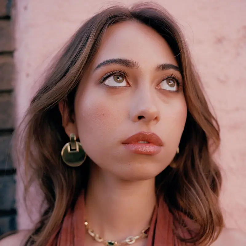 Sofía Valdés cover