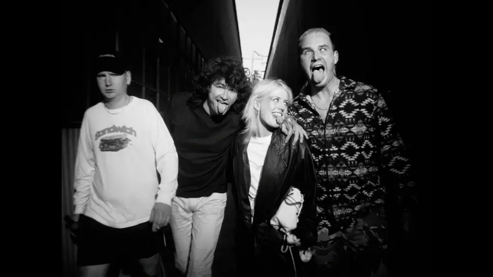 Chewing Gum still